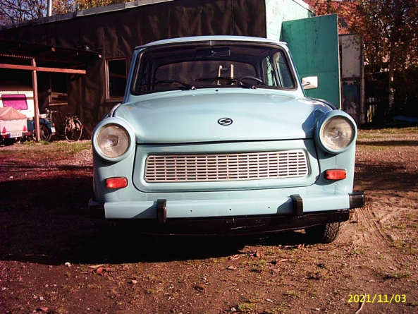 Trabant Front